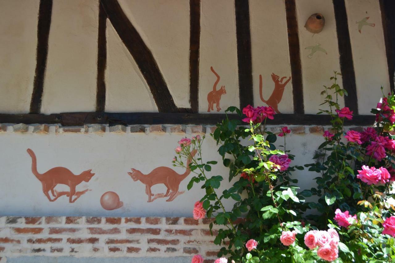 La Licorne Bed and Breakfast Lamarche-Sur-Saone Esterno foto